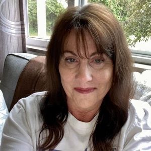 Meet your Posher, Brenda